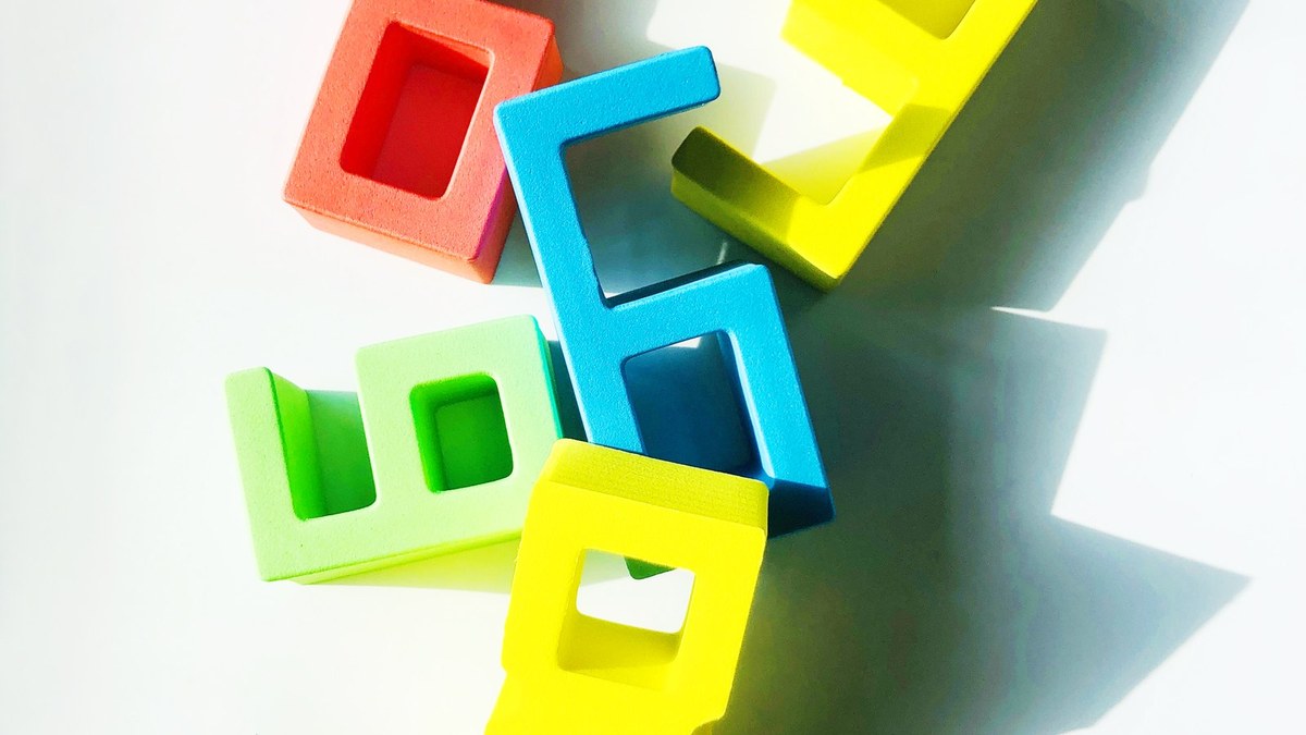 EVA foam or wood? Choosing the material for a teaching aid
